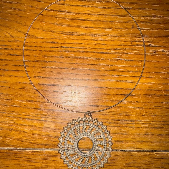 BUNDLE - Vintage Necklaces - Picture 2 of 8